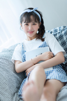 玩弄丰满人妻大BBWBBW